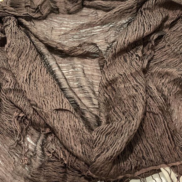 Liz Claiborne Scarf/ Wrap - Picture 4 of 12